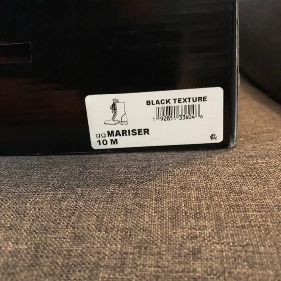 NIB G by Guess Black Sparkly Texture Boots 10 - Picture 8 of 11